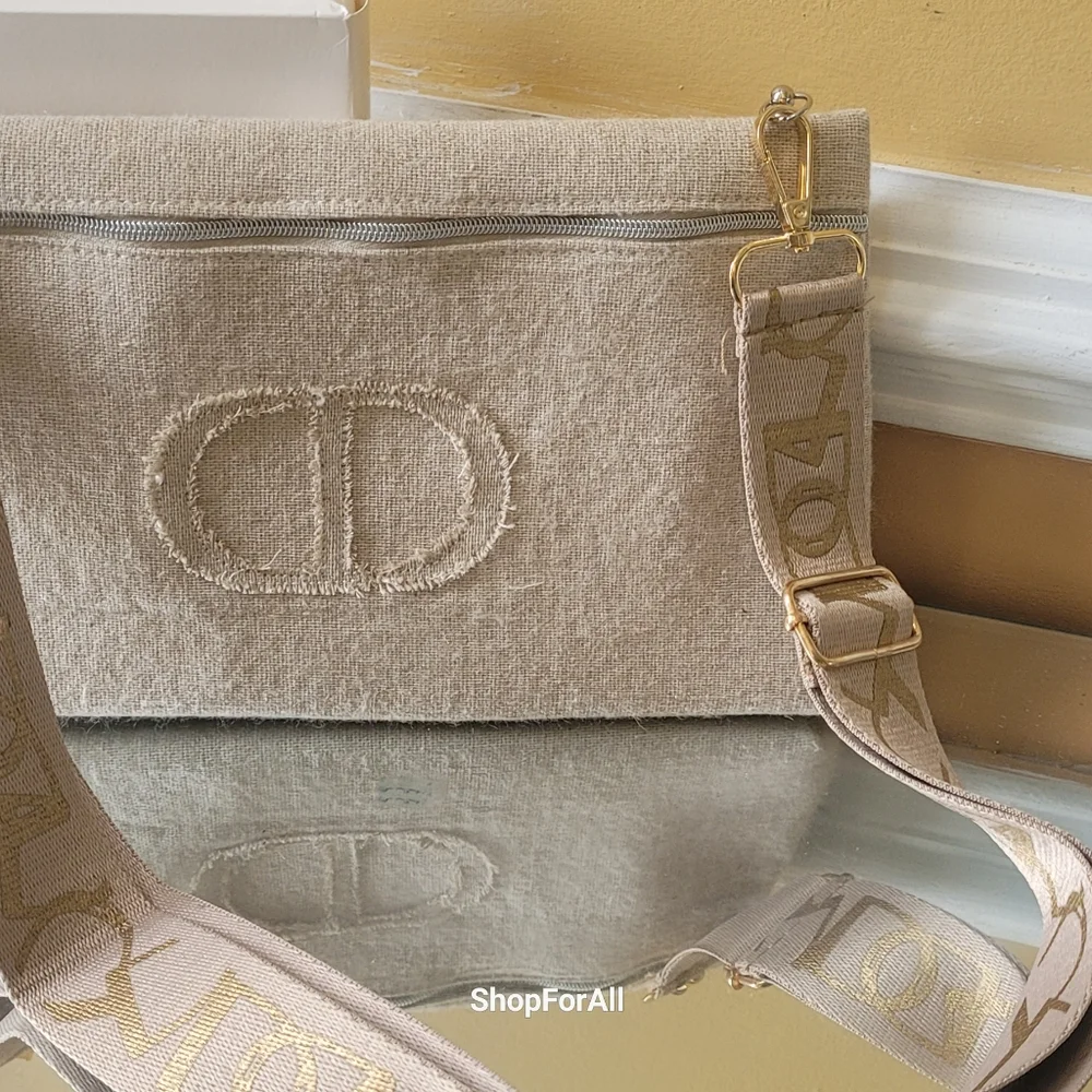 Dior pouch - Picture 4 of 9